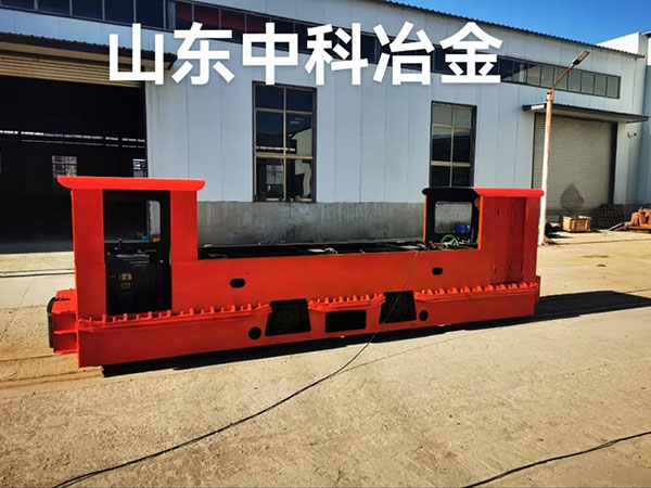 礦用電機車
