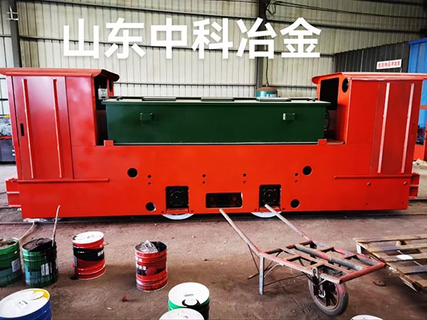 礦用電機車