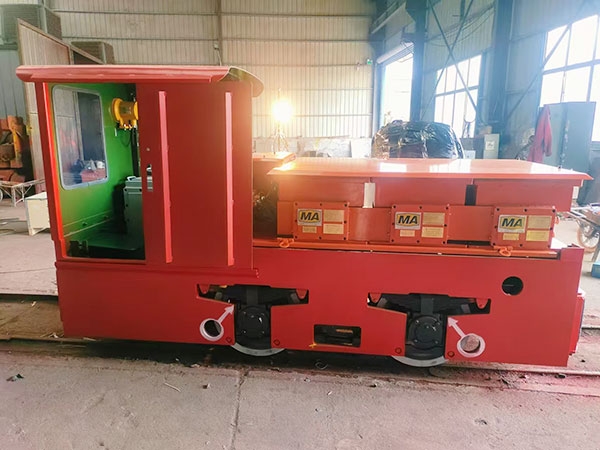 礦用電機車